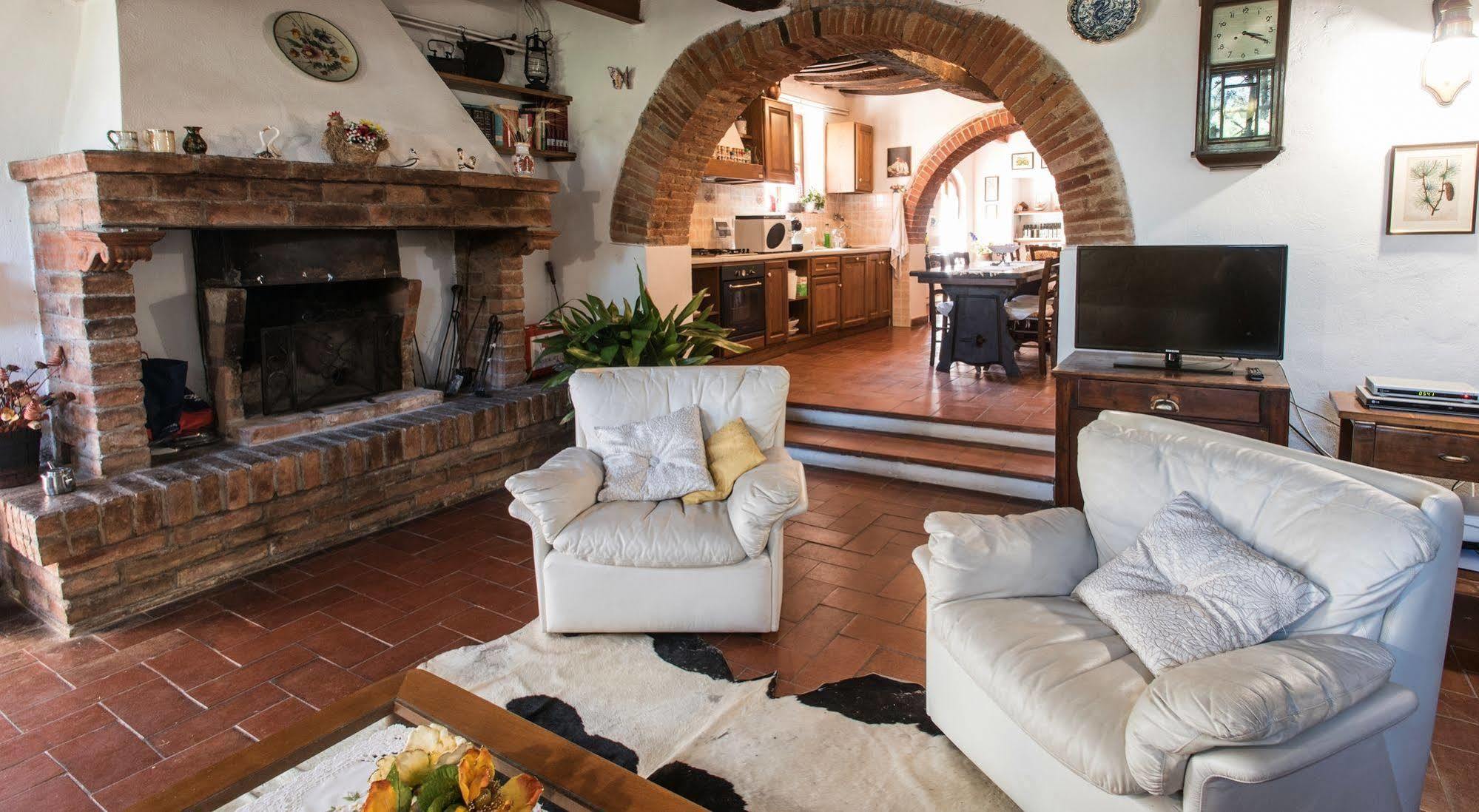 Agriturismo Podere Caggiolo - Swimming Pool & Air Conditioning Marciano della Chiana 외부 사진
